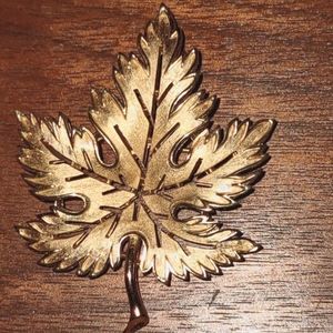Vintage Trifari Leaf Brooch